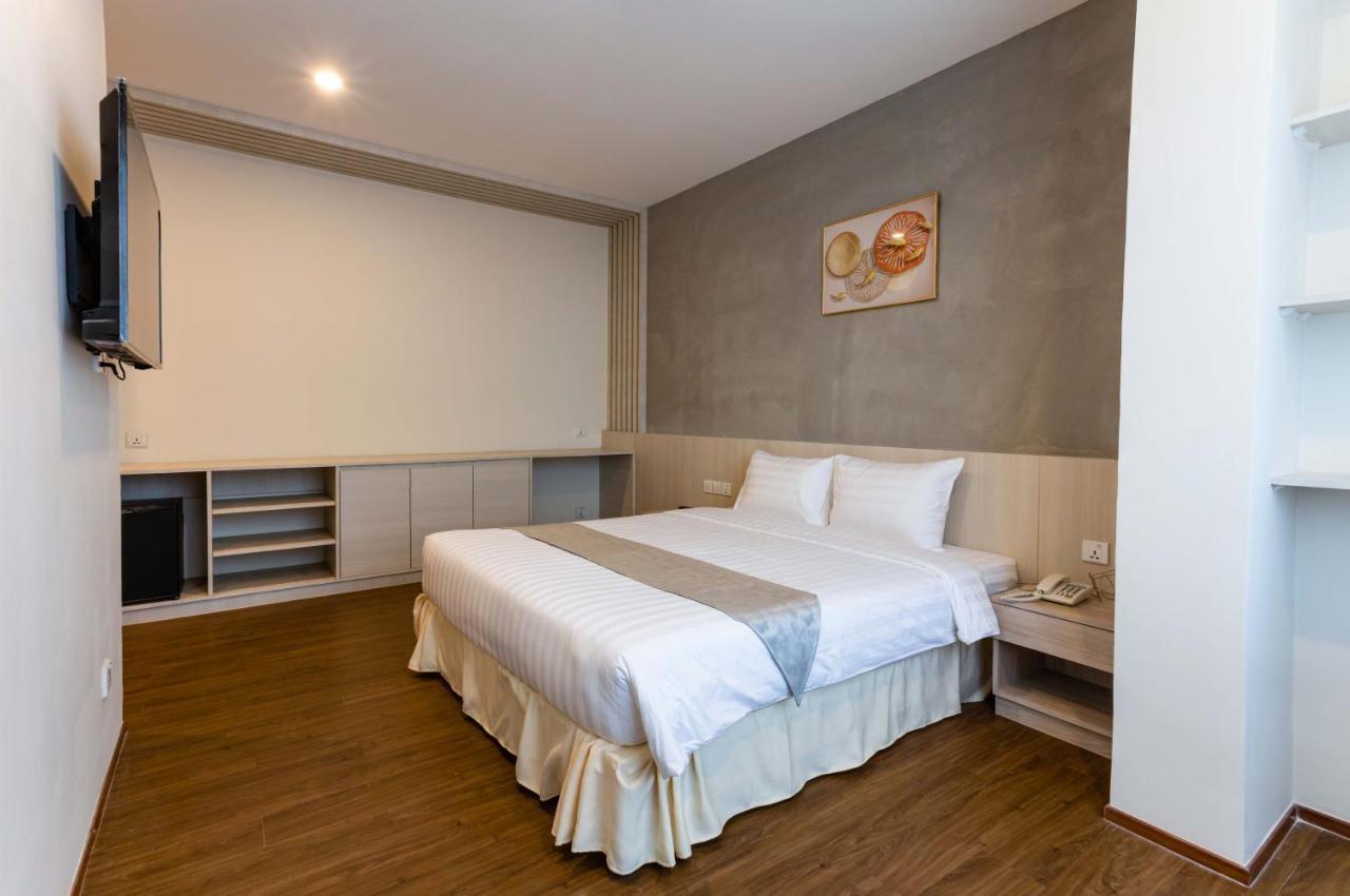 Joli Hotel プノンペン エクステリア 写真