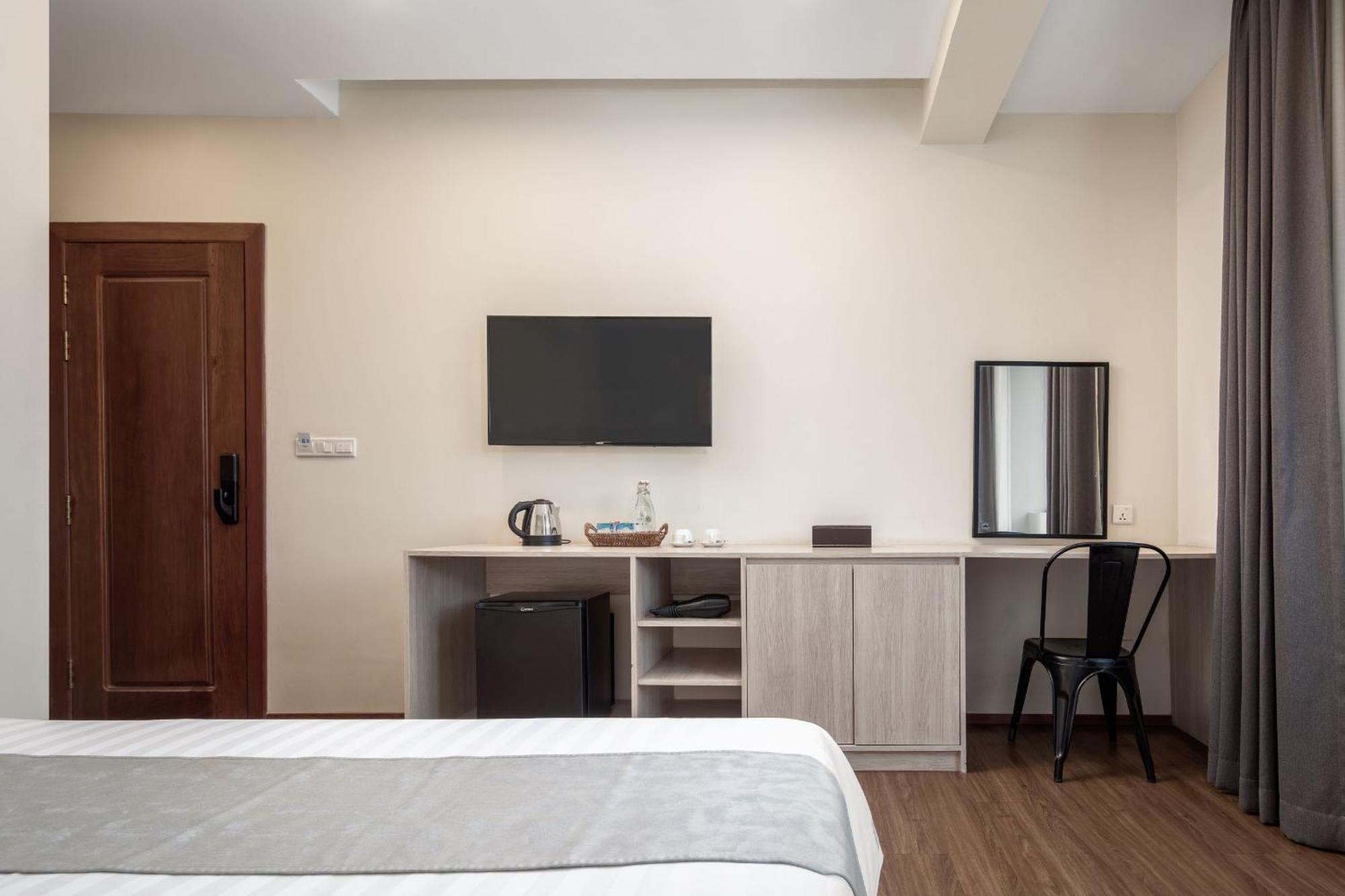 Joli Hotel プノンペン エクステリア 写真